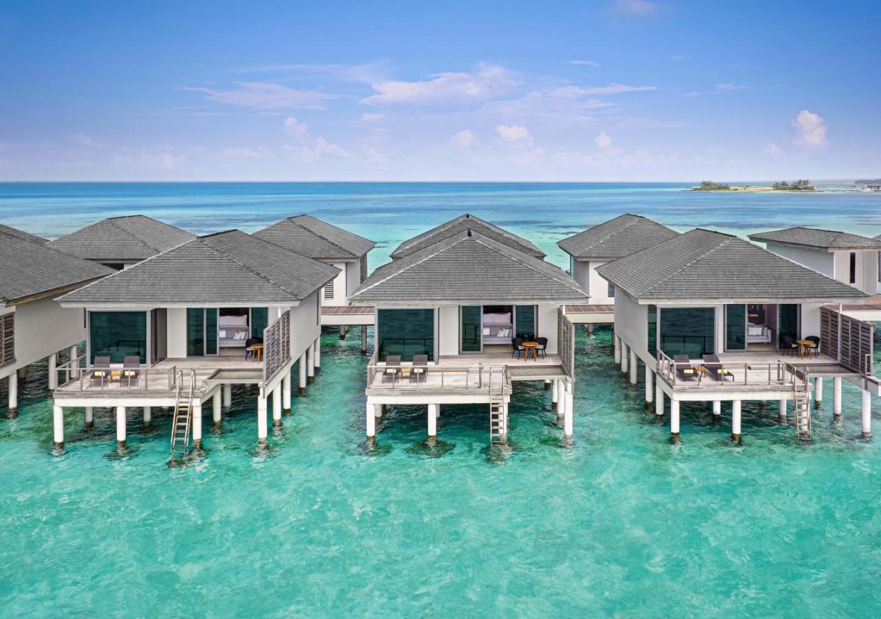 Sunrise Overwater Villa, photo 1