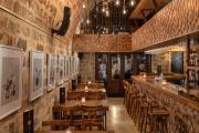 10GR Boutique Hotel & Wine Bar