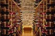 10GR Boutique Hotel & Wine Bar
