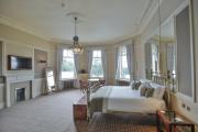 Cornhill Castle