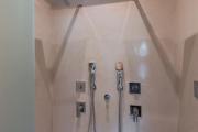 10GR Boutique Hotel & Wine Bar