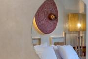 10GR Boutique Hotel & Wine Bar
