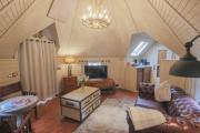 Cornhill Castle