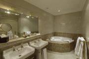 Luton Hoo Hotel, Golf and Spa