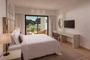 Pine Cliffs Ocean Suites, a Luxury Collection Resort & Spa, Algarve