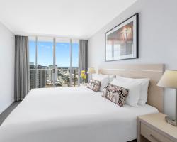 Oaks Brisbane Lexicon Suites