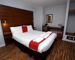 Cocoon @ International Inn + Apartments