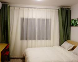 Shanghai Hidden Garden International Youth Hostel