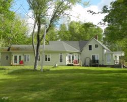 Rumi Guest House on the Cabot Trail