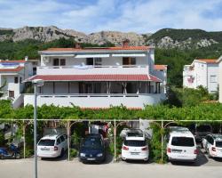 Apartments Sersic Baska