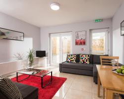 Giant Serviced Apartments