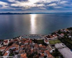 Apartment Milin by the sea-Zadar