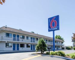 Motel 6-Centralia, WA