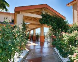 Best Western Antelope Inn & Suites