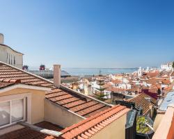 Breathe, Feel and Live Alfama
