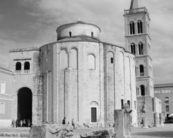 Bay Bridge Centre Apartments 2