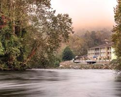 Best Western Plus River Escape Sylva / Dillsboro