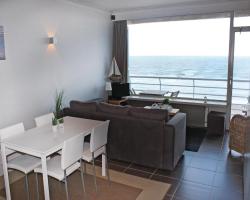 One-Bedroom Apartment Oostende with Sea View 04