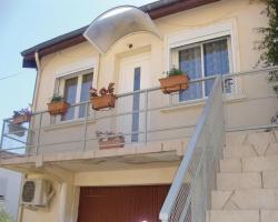 Two-Bedroom Apartment Murviel Les Beziers 0 09