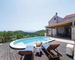 Three-Bedroom Holiday home with Sea View in Babino Polje