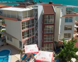 Iris Beach Hotel