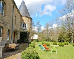 Vintage Castle in Clavy-Warby France with Garden