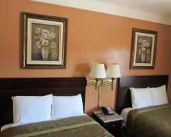 Civic Center Lodge / Lake Merritt BART