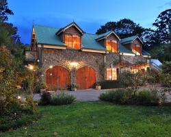 Mary Cards Coach House