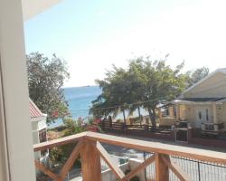 Dorado Divine Oceanview Apartments