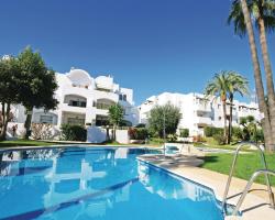 Two-Bedroom Apartment Estepona with an Outdoor Swimming Pool 09
