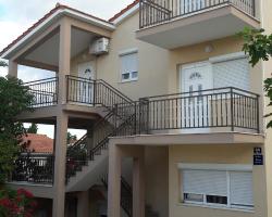 Apartments Matanovic