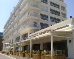 AzureVista Deluxe Residence Hotel