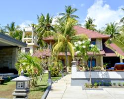 Villa Romy and Bungalows