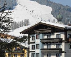 König - Joker Card included in Summer