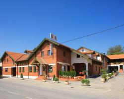 Piroš Čizma Guest House