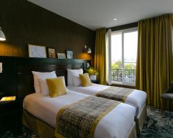 Hotel de Neuville Arc de Triomphe