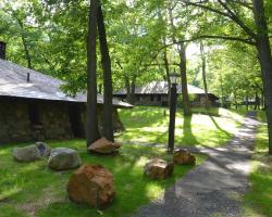 Overlook Lodge and Stone Cottages at Bear Mountain