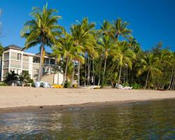 Island Views Beachfront Apartments