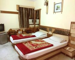 Hotel Cottage Crown Plaza