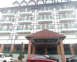 Iris House Hotel