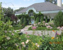 Evergreen Gate Bed & Breakfast