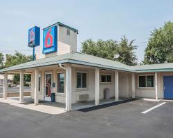 Motel 6-Fallon, NV