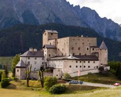 Schloss Naudersberg