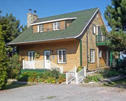 Gîte La Halte Du Verger Bed and Breakfast