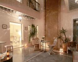 Riad Dar More & SPA