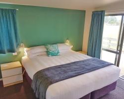 Martinborough TOP 10 Holiday Park