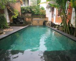 The Sari Pondok Krishna