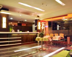 Bamboo Inn Hotel & Cafe