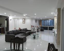 Luxury 3 Bedroom Posh Sukhumvit Apartment