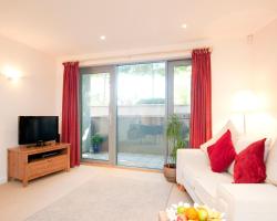 Cleyro Serviced Apartments - Harbourside